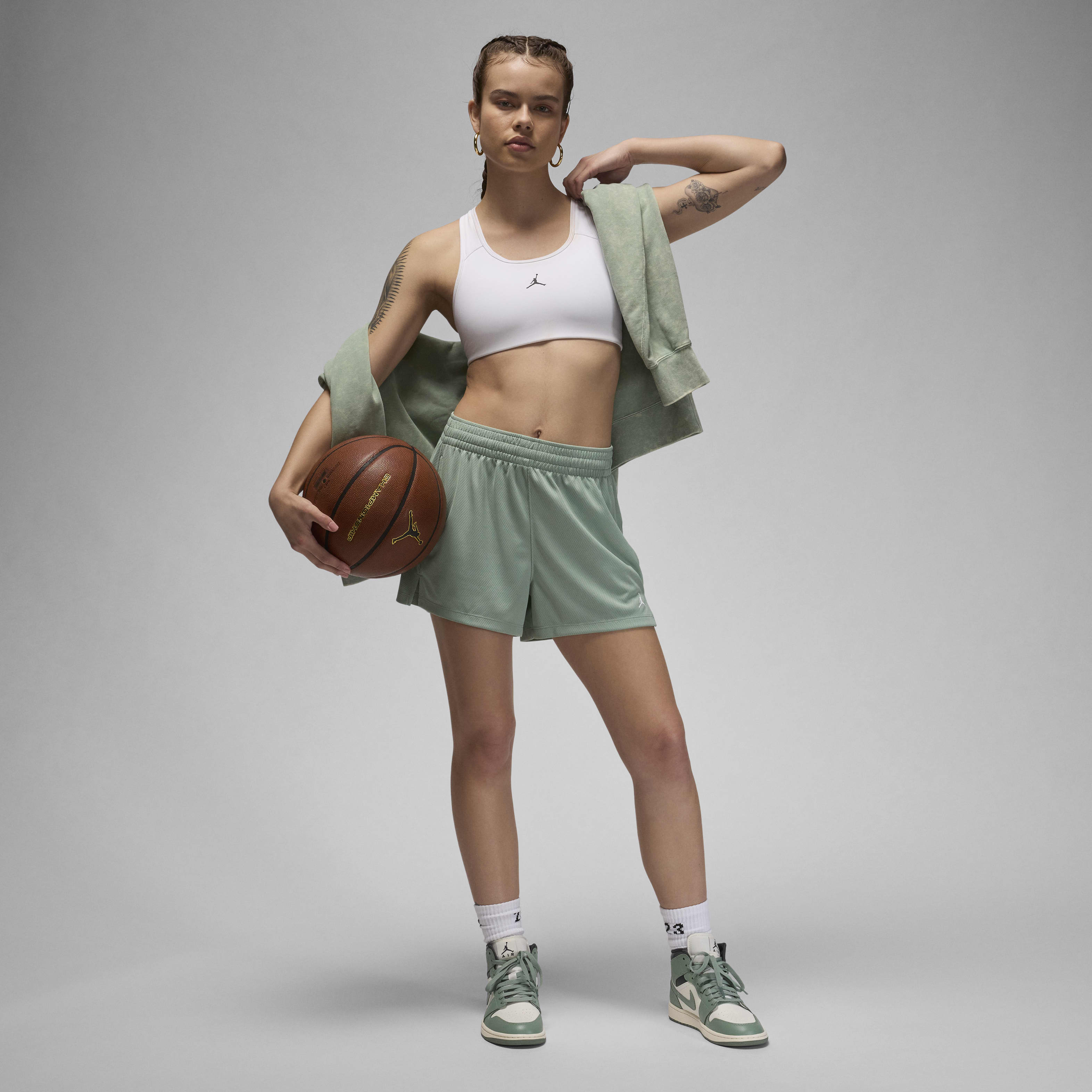 Women's mesh basketball shorts cheap